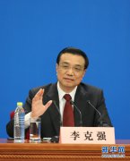 李克強：新型城鎮化的核心是人 必須保護農民利