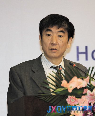 微信動(dòng)了誰的奶酪：運(yùn)營商齊發(fā)難 難逃收費(fèi)厄運(yùn)？