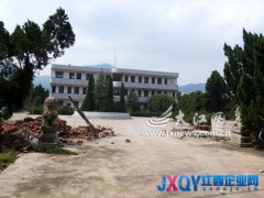 宜春靖安：還沒簽協議 廠房大門被拆了[圖]