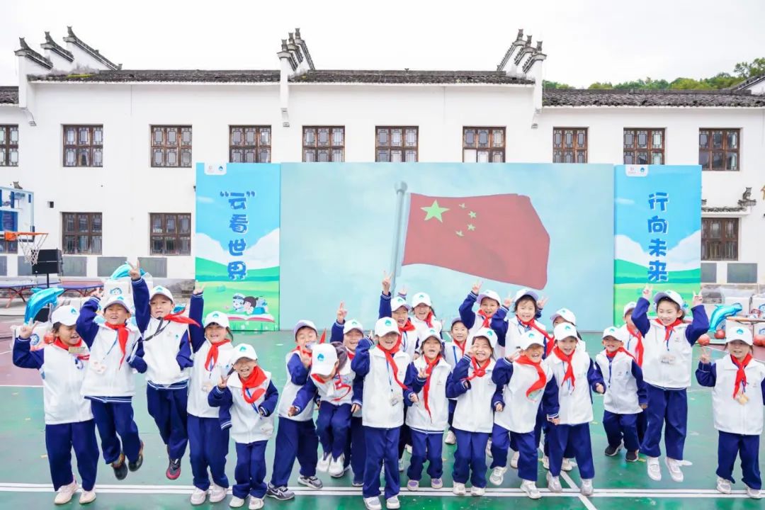 “小海豚計(jì)劃”讓愛(ài)與知識(shí)的力量在贛北大地發(fā)光
