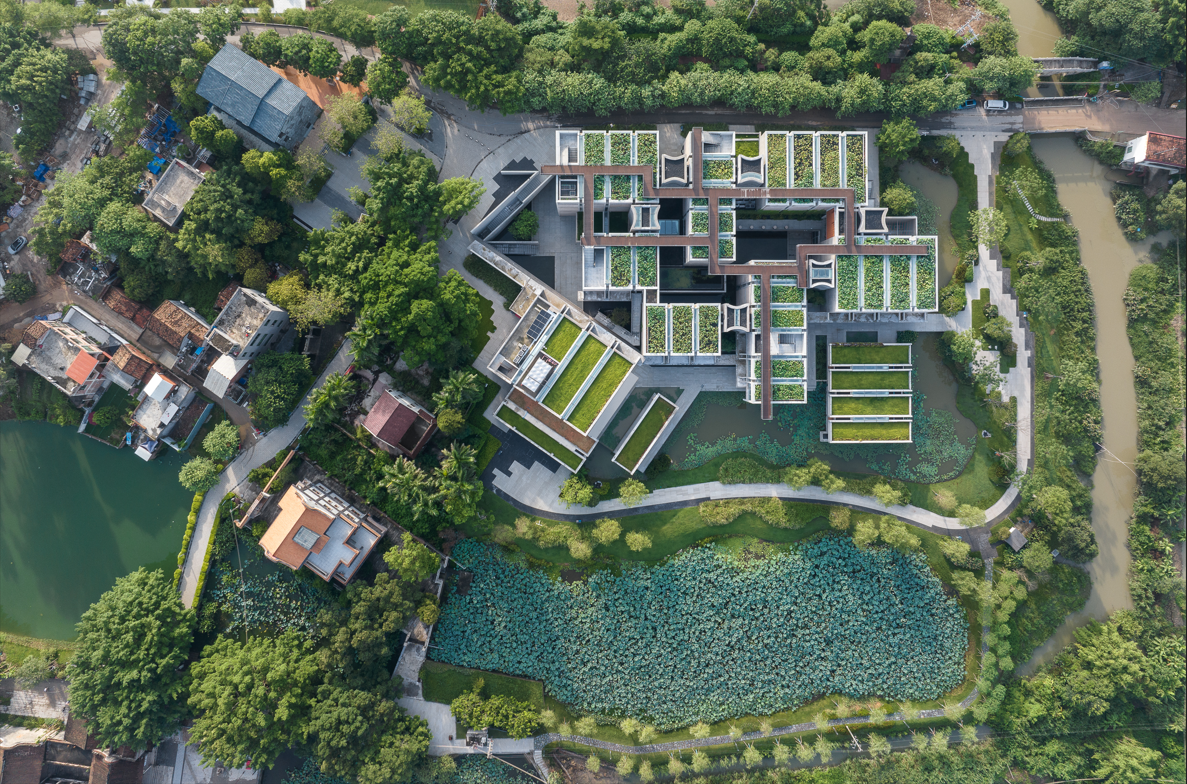 唯品會發布2023年ESG報告：堅持品牌特賣戰略，共創可持續新生活